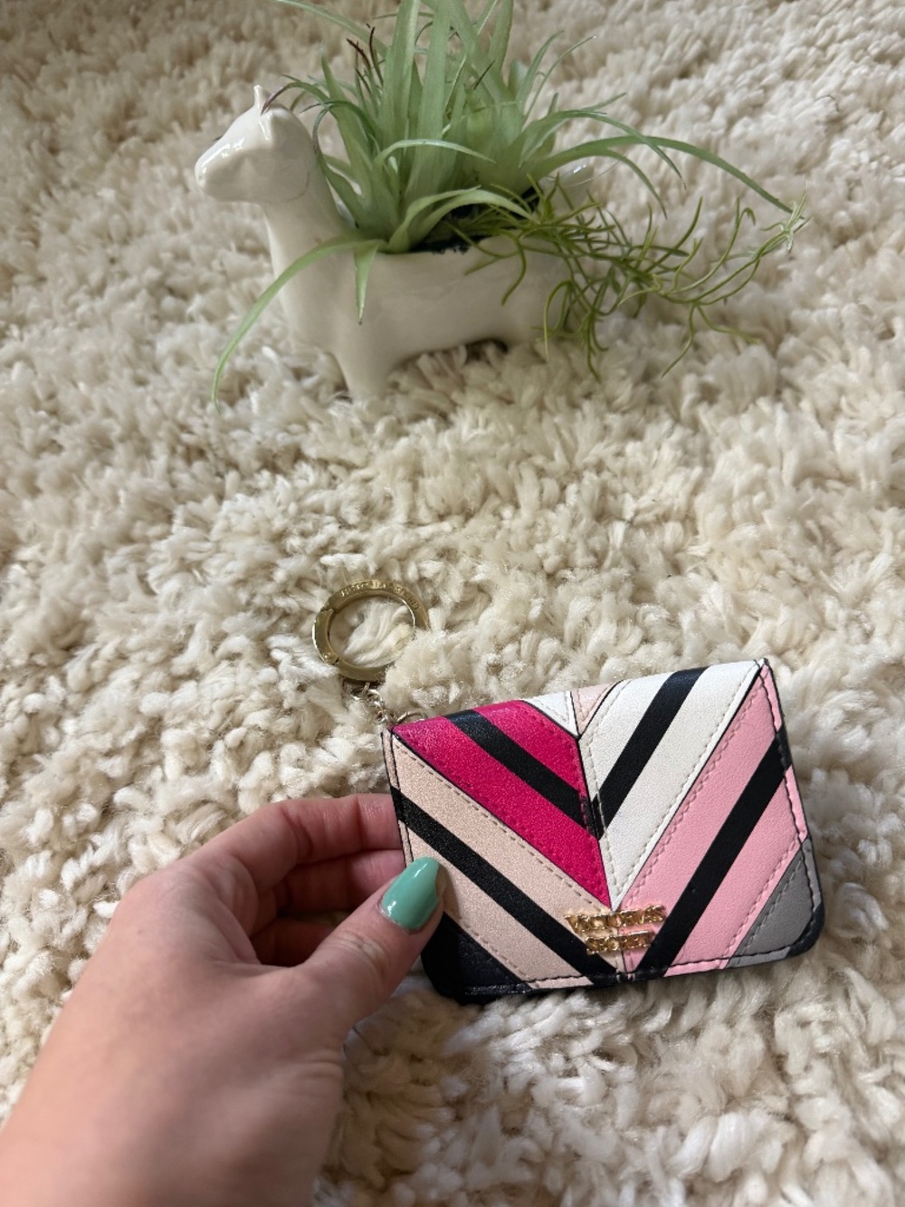 Victoria's Secret VS cute Pink, Black & White Chevron Card Wallet Keychain Compa